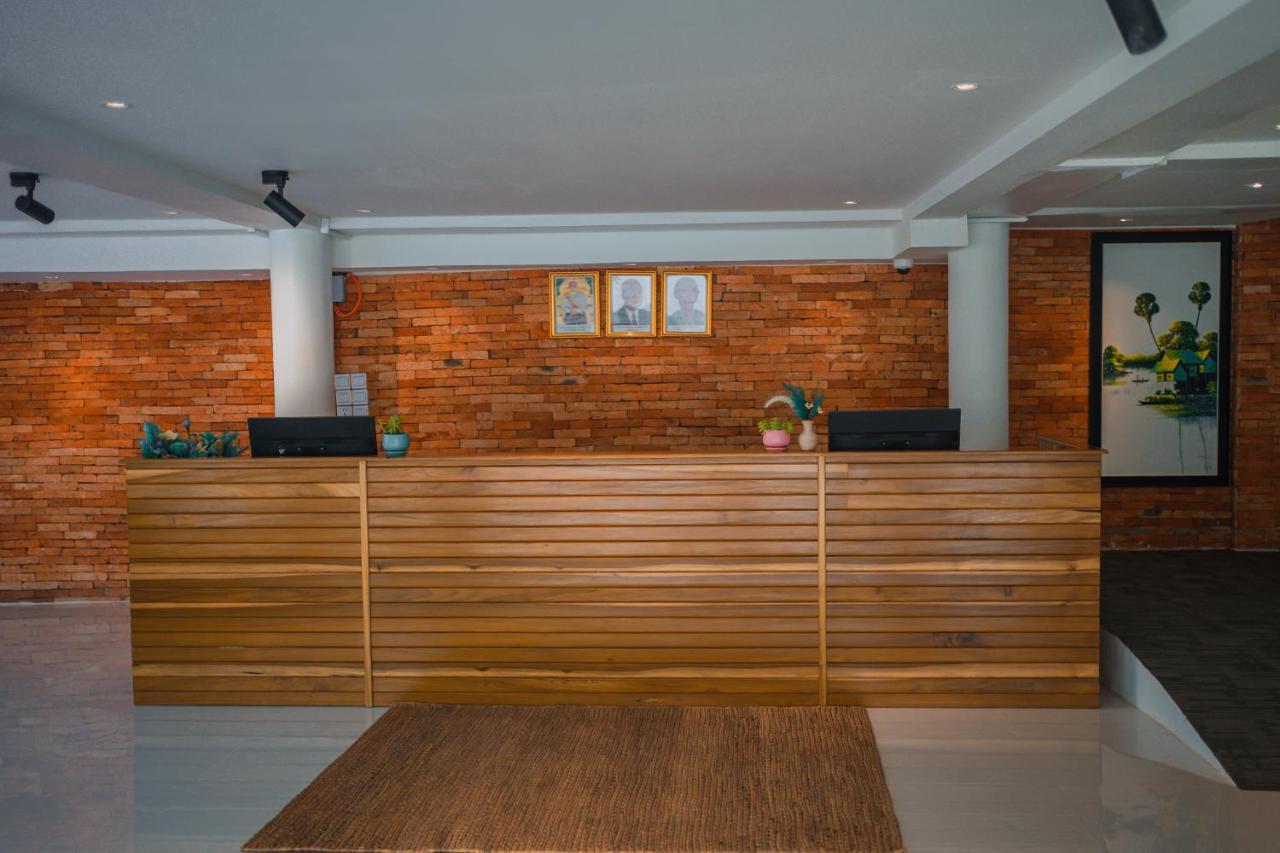 Montagne Boutique Otel Kampot Dış mekan fotoğraf